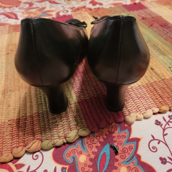 Salvatore Farragamos - Picture 4 of 9